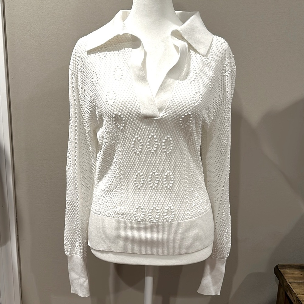 White House Black Market Stitchy V-Neck Polo Collar White Pullover Size XS
